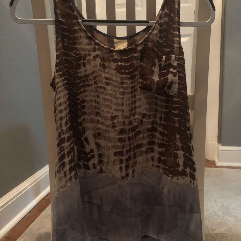 Ecru Patterned Scoop Neck Tank